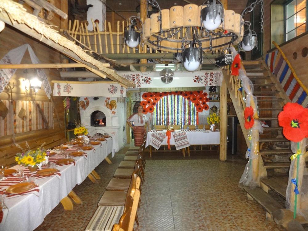 Hôtel Okolitsa à Kosovshchina Extérieur photo